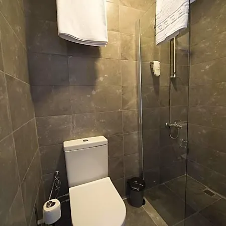Piano Hotel